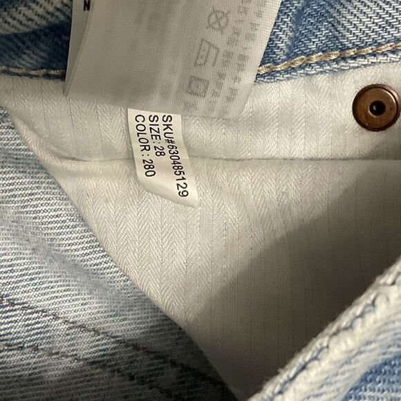 Abercrombie & Fitch Harper Low Rise Embroidered Flower Floral Denim Short 28/6 - Picture 6 of 7